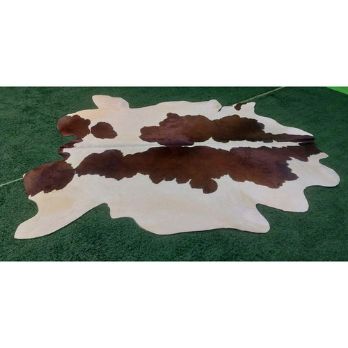 پوست گاو دباغی شده