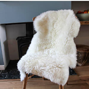 پوست گوسفندی دباغی شده